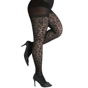 Plus Size Sleek Elegance: Leopard Print Fashion Tights